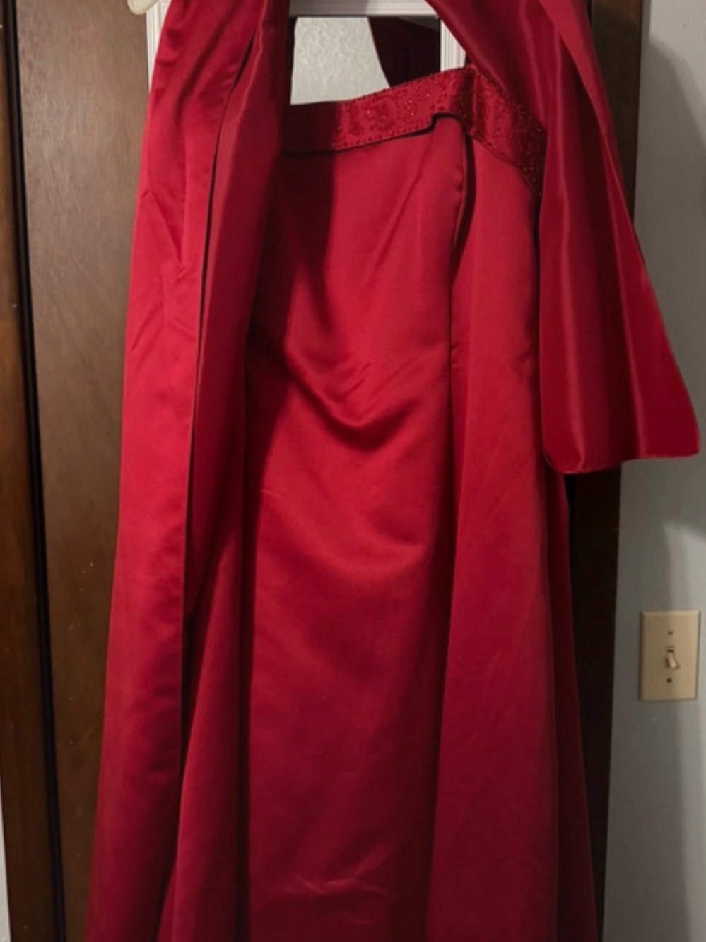 Michelangelo Elegant Red Bridesmaid Dress